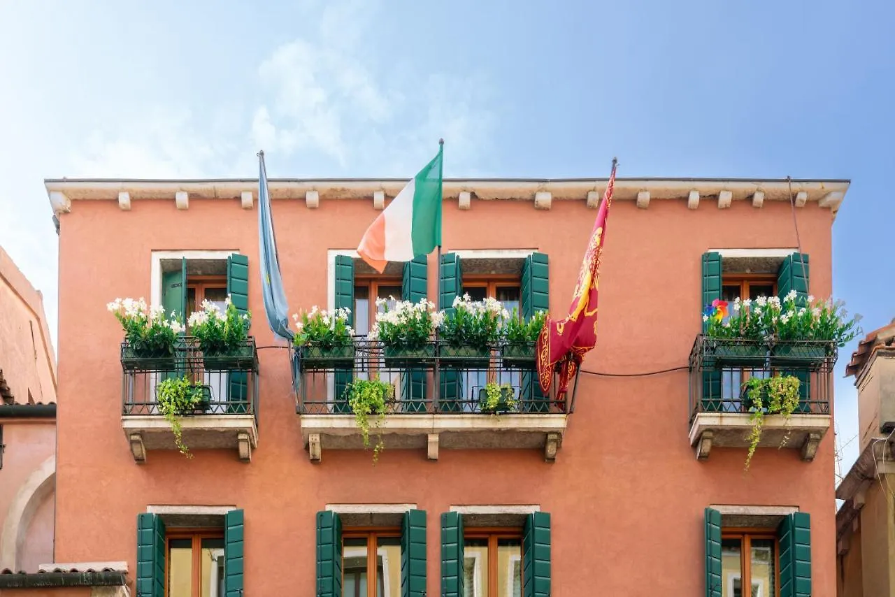 Palazzo San Luca Bed & Breakfast Venice 3*,