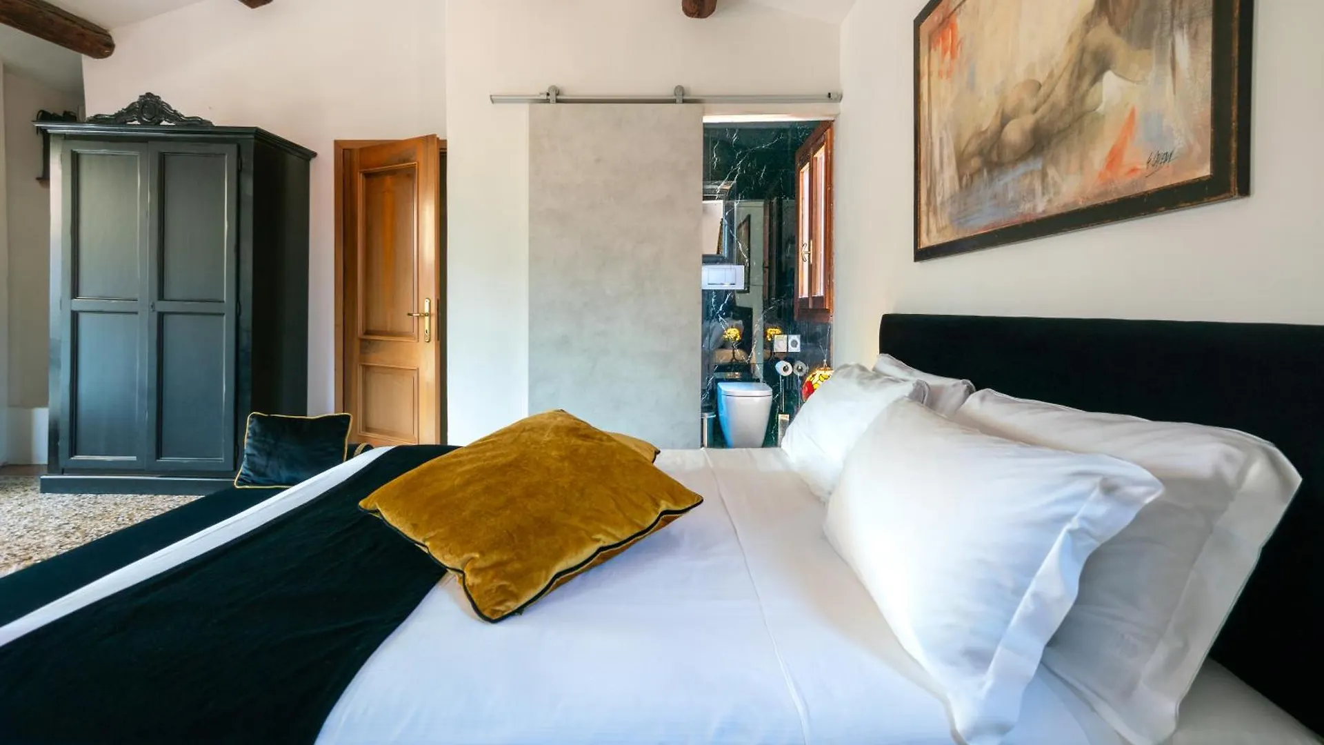 *** Guest house Palazzo San Luca Bed & Breakfast Venice Italy
