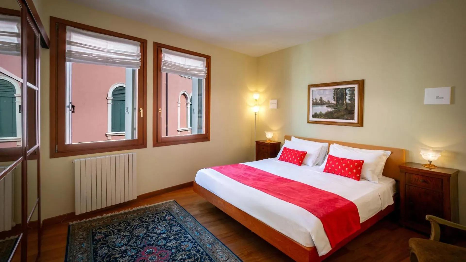 Guest house Palazzo San Luca Bed & Breakfast Venice